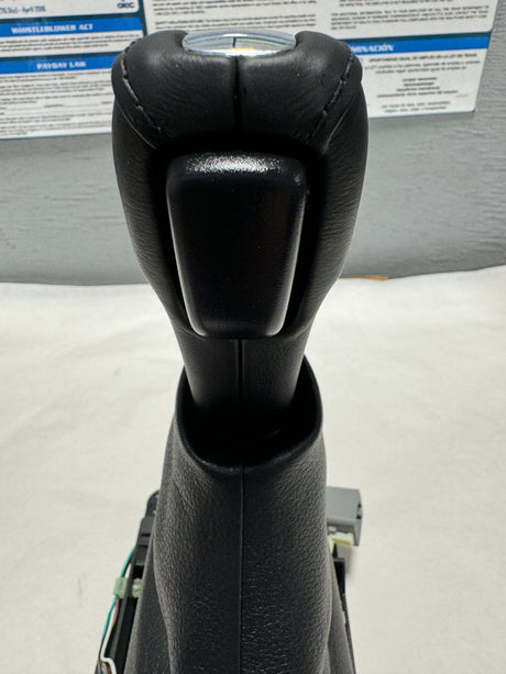 GB5Z-7210-CA-M1 2016-2017 Ford Explorer 2.3 6 Speed Transmission Floor Shifter With Handle OEM