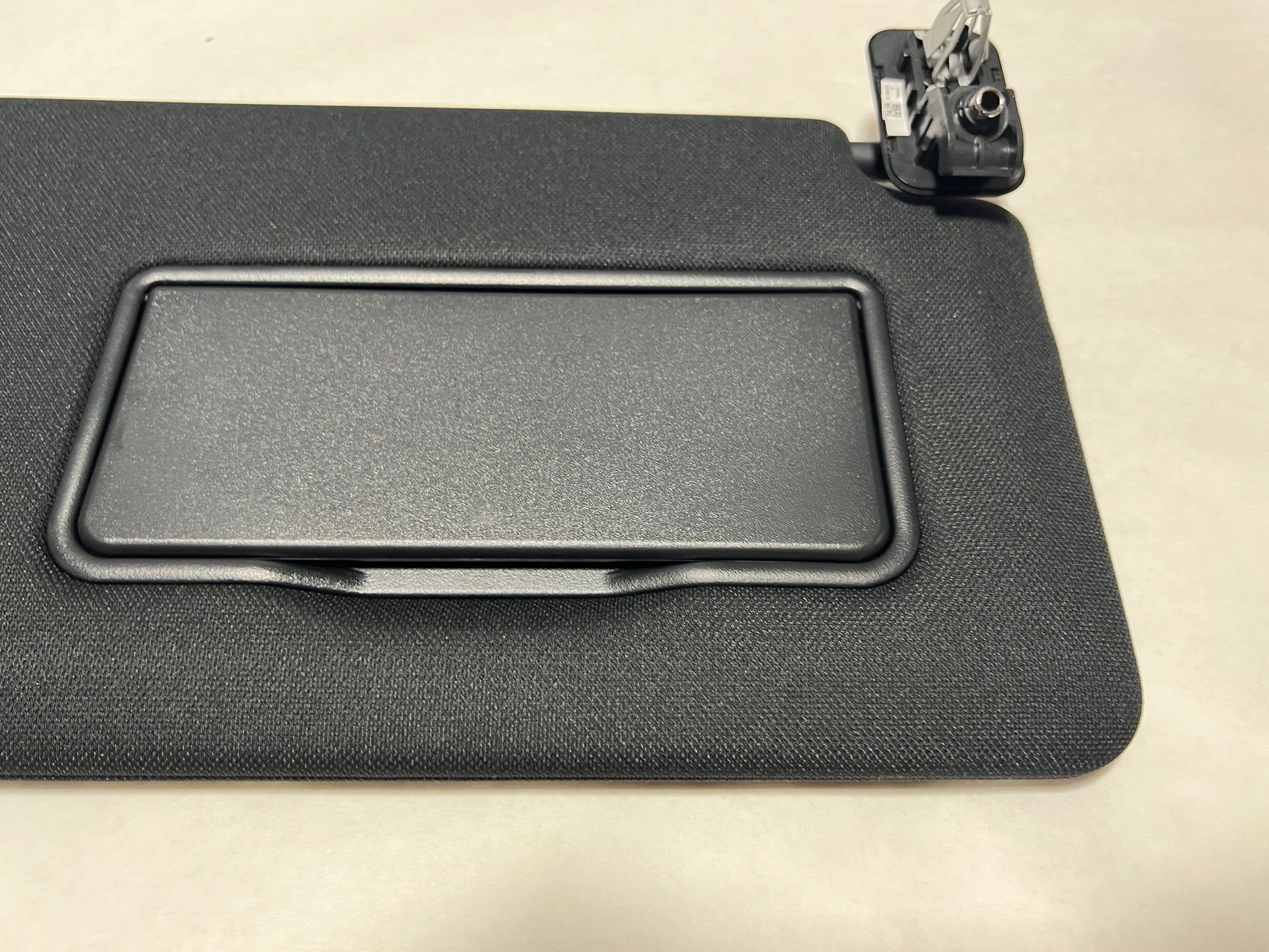 2016-2017 Ford F-150 Super Cab Passenger Side Black Sun Visor With Mirror