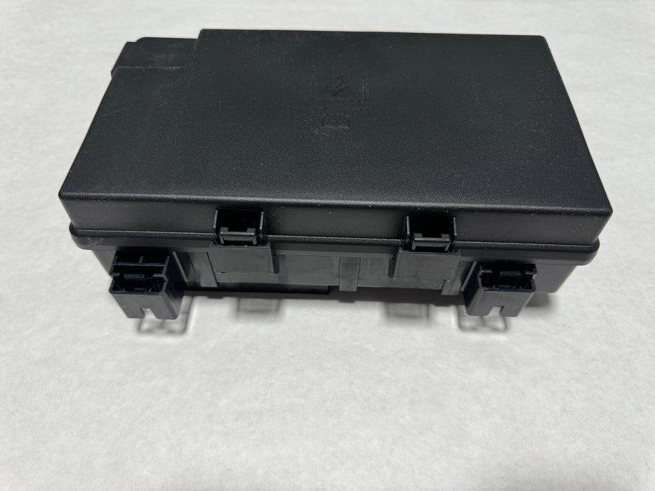 68322377AD 2016-2018 Ram 2500 3500 6.7 Diesel Under Hood Fuse Box IPDC OEM