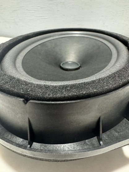 GB5Z-18808-GA 2016-2019 Ford Explorer (1) Front or Rear Door Speaker For 6 or 9 Speaker System