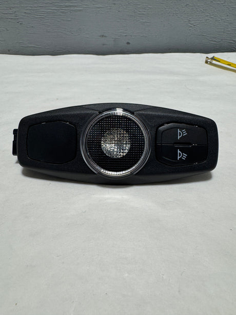 BB5Z-13776-AM-B11 2016-2019 Ford Explorer W/O Sunroof 2nd Row Dome Reading Light OEM