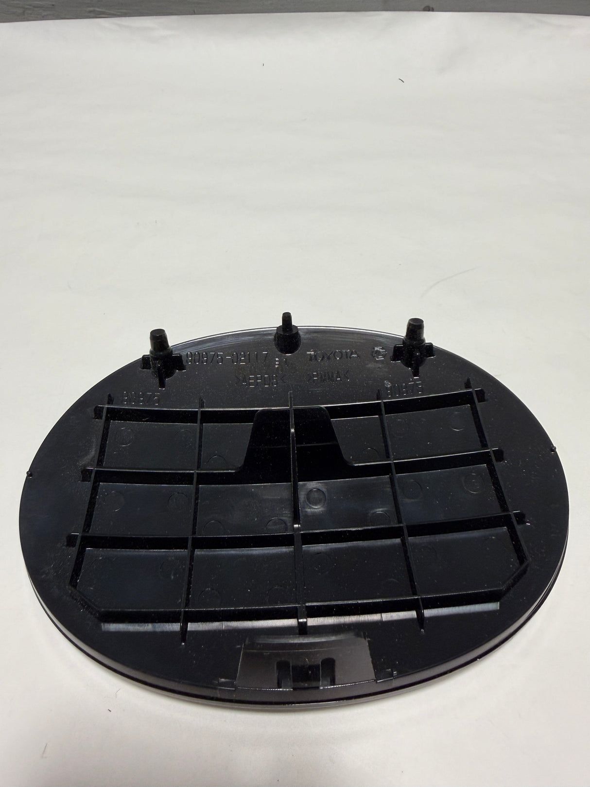 CL-1025-90975-02125-D3 2016-2019 Lexus RX350 Non Hybrid Grille Emblem W/o Radar Cruise or Pre Crash 90975-02125