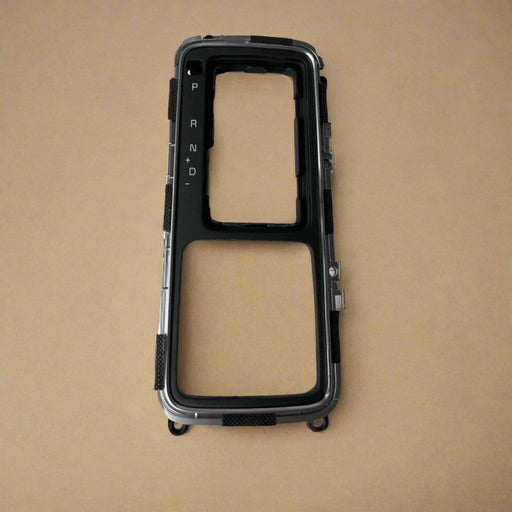 84652-C6000 2016-2020 Kia Sorrento Automatic Transmission Shift Indicator Trim Bezel Cover OEM