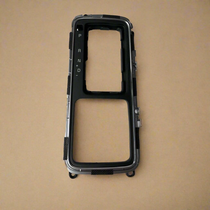 84652-C6000 2016-2020 Kia Sorrento Automatic Transmission Shift Indicator Trim Bezel Cover OEM