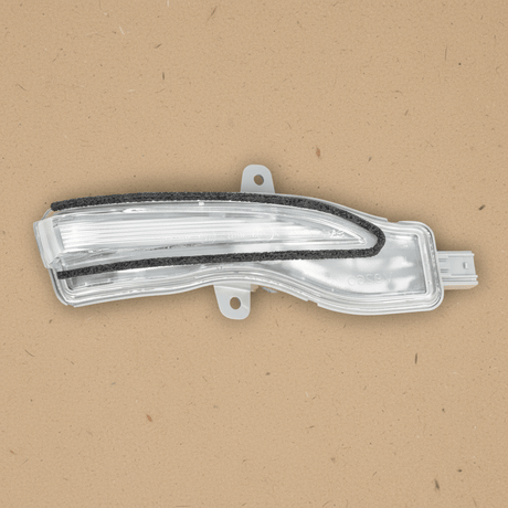 D10E-69-182A 2016-2021 Mazda CX-3 OEM Turn Signal Light Lamp Assembly Driver Side