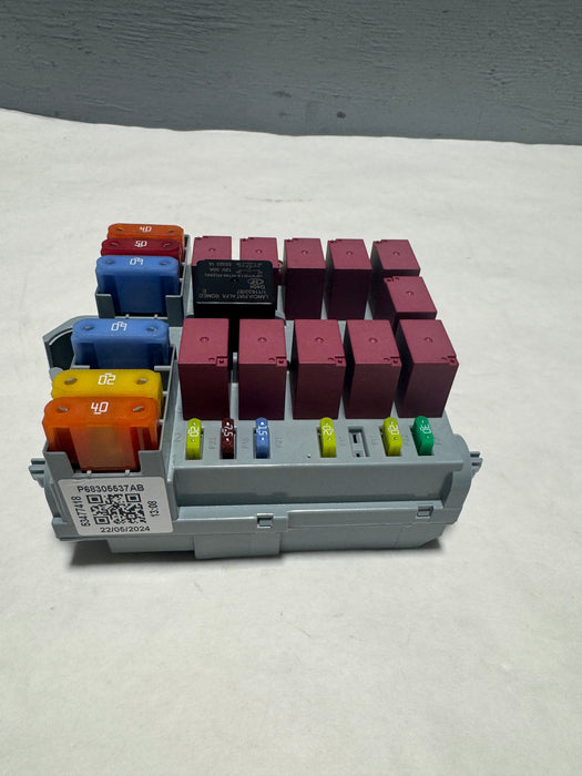 68305537AB 2016-2021 Ram Promaster 3.6 Intelligent Power Center Fuse / Relay Box OEM