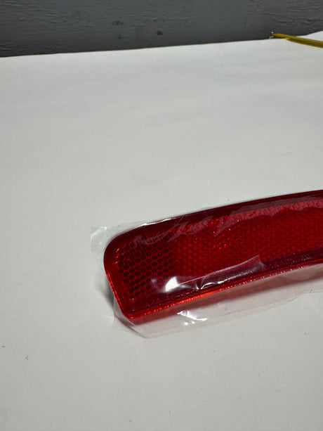 95182608 2016-2022 Chevrolet Spark Driver Side Rear Bumper Reflector Genuine OEM