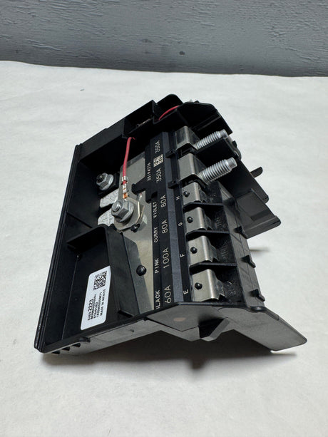 84692223 2016-2024 Chevrolet Malibu Battery Distribution Engine Fuse Breaker Block OEM New