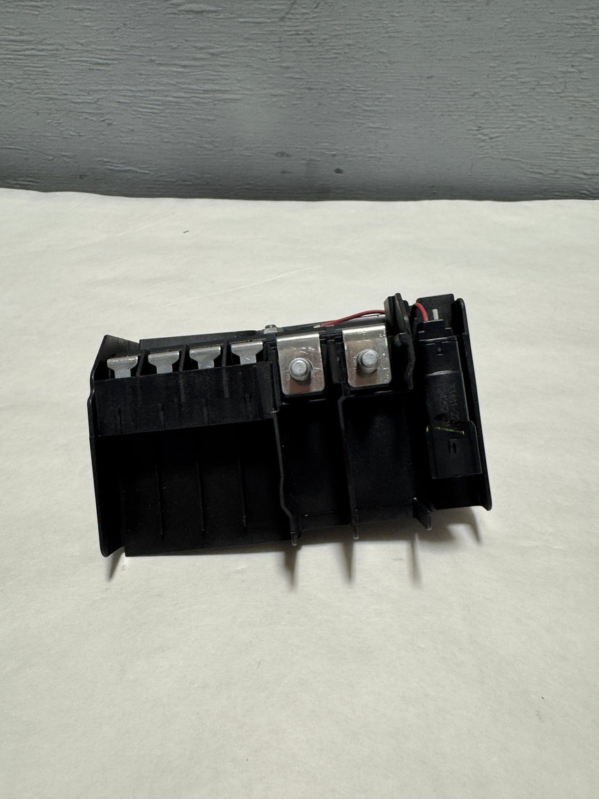 2016-2024 Chevrolet Malibu Battery Distribution Engine Fuse Breaker Block OEM New