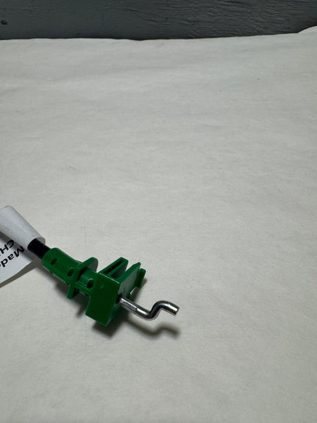 22970586 2016-2024 Chevrolet Malibu Front Inside Door Handle To Lock Latch cable OEM