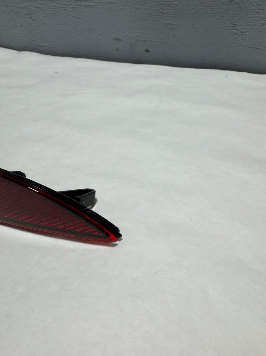 2016-2024 Chevrolet Malibu Rear Bumper Reflector Passenger Side Red OEM