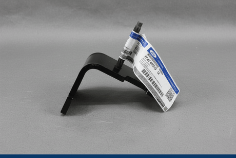 FC4Z-8052-G 2016-2024 Ford F650/F750 Radiator Mount Bracket Genuine OEM