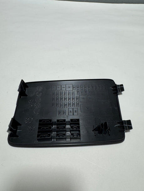 23454119-E1 2016-2025 Chevrolet Malibu Black Interior Fuse Block Cover Genuine OEM