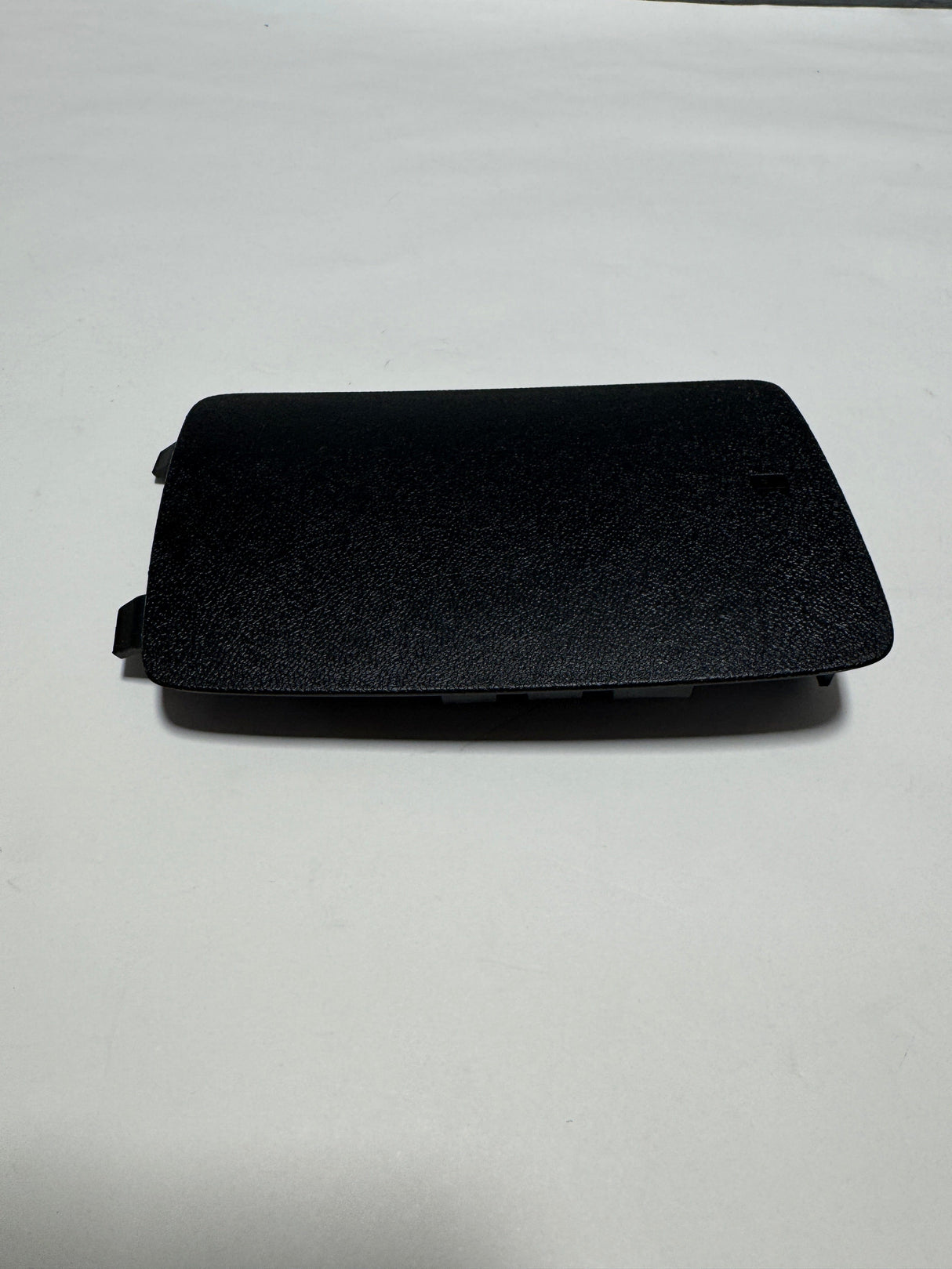 23454119-E1 2016-2025 Chevrolet Malibu Black Interior Fuse Block Cover Genuine OEM