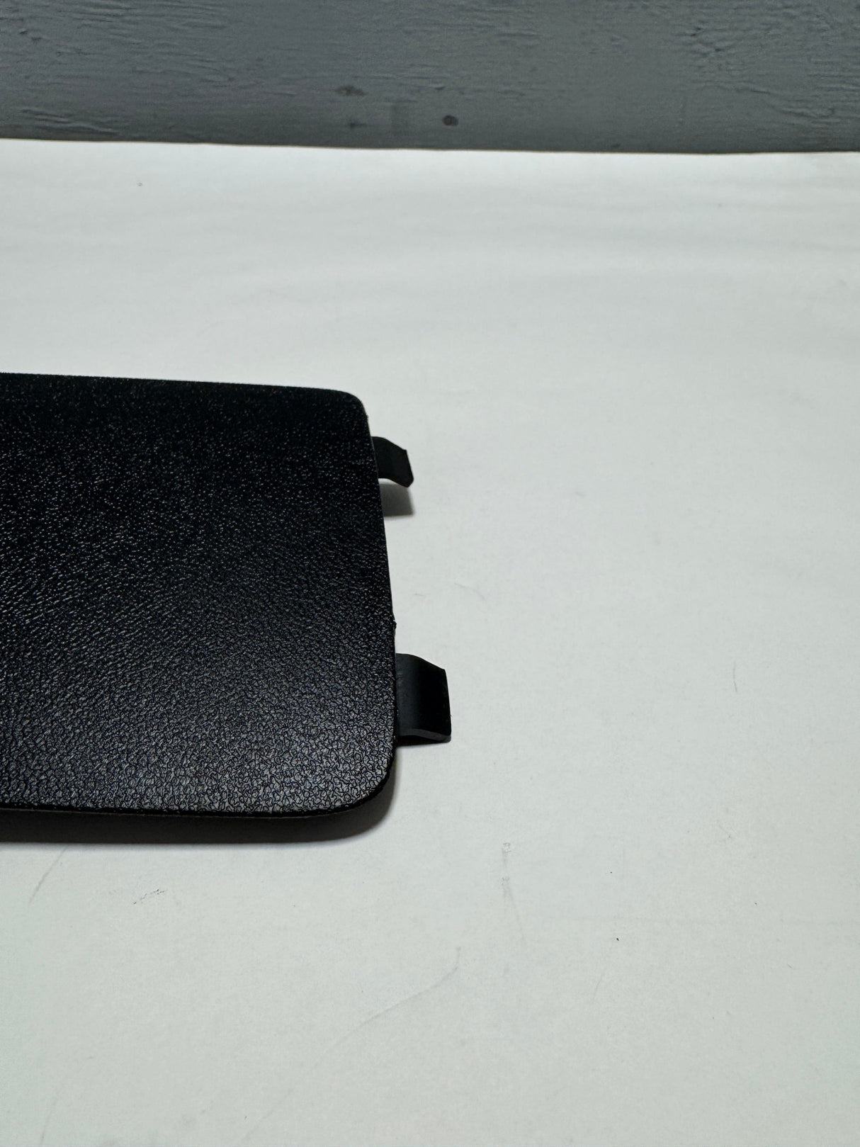 23454119-E1 2016-2025 Chevrolet Malibu Black Interior Fuse Block Cover Genuine OEM