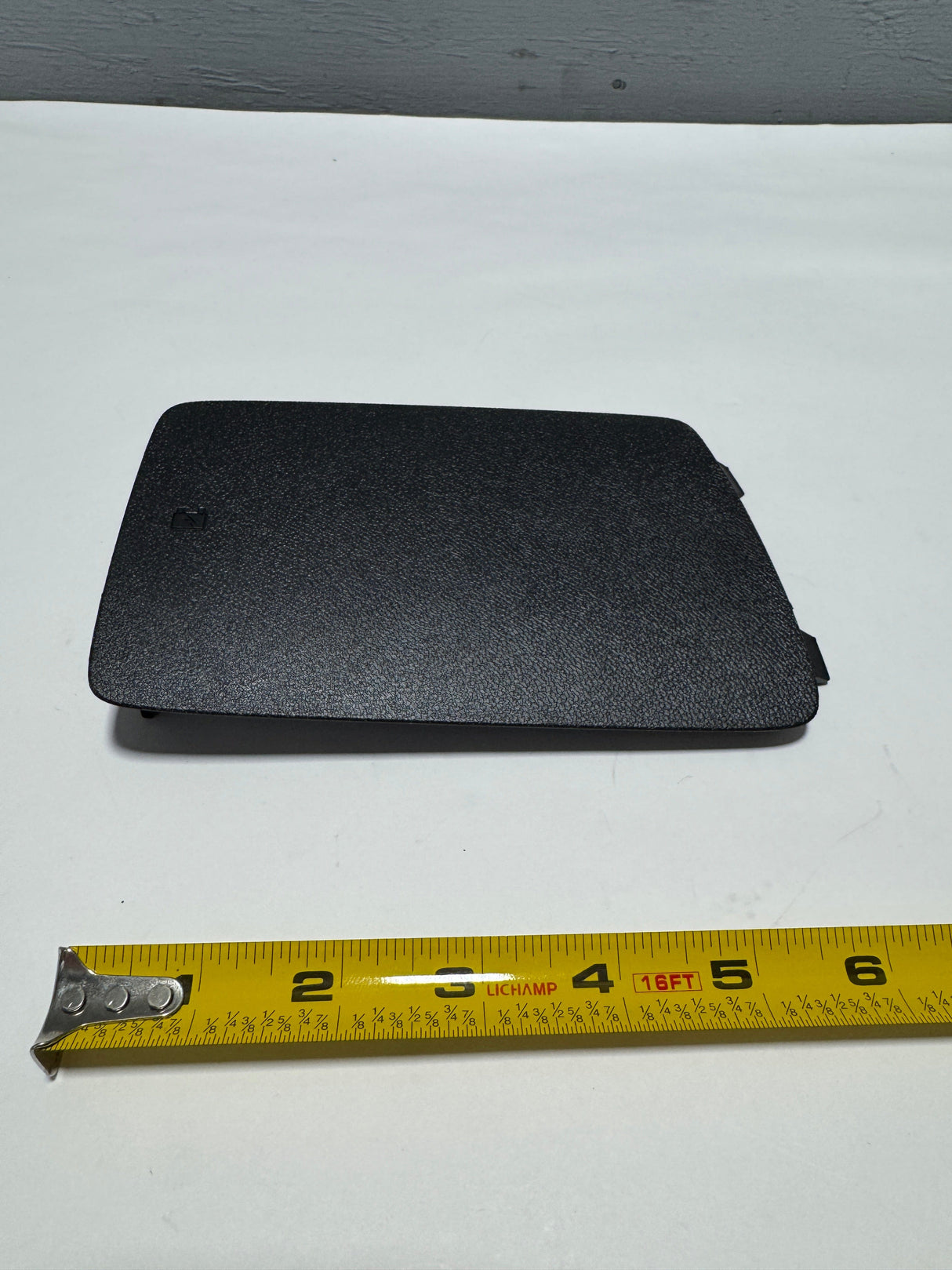 23454119-E1 2016-2025 Chevrolet Malibu Black Interior Fuse Block Cover Genuine OEM