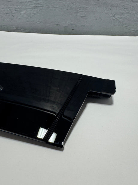 84258758 2016-2025 Chevrolet Malibu Front Passenger Door Trim Pillar Applique Molding OEM Genuine