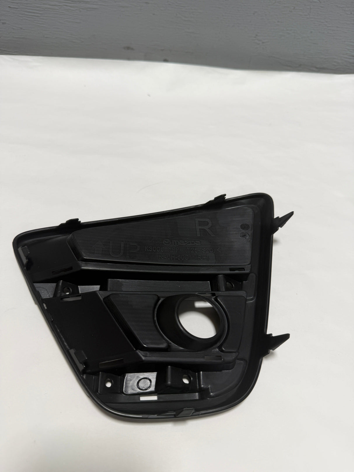 KA0H-50-C11A 2016 Mazda CX-5  Passenger og Light Bezel Trim Cover For Standard Fog Lights