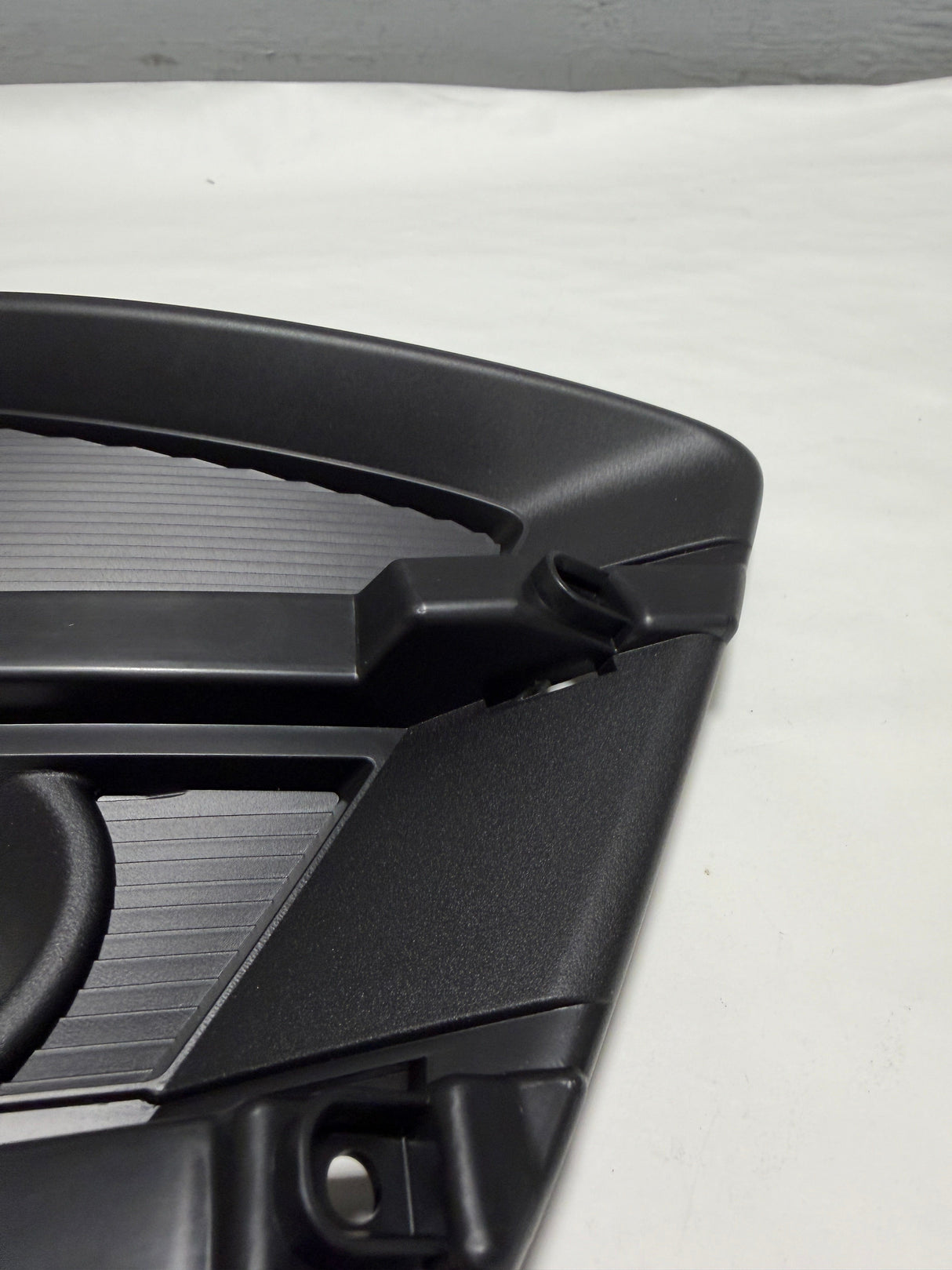 KA0H-50-C11A 2016 Mazda CX-5  Passenger og Light Bezel Trim Cover For Standard Fog Lights