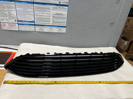 CL-0923-GM5Z-8200-AA-H1 2017-2018 Ford Focus S or SE 1.0 Front Lower Grille GM5Z-8200-AA