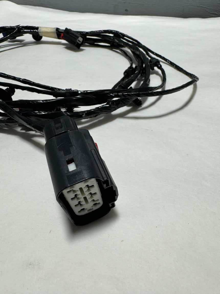 2017-2018 Jeep Grand Cherokee Front Bumper Wiring For Park Assist And Headlight Washers