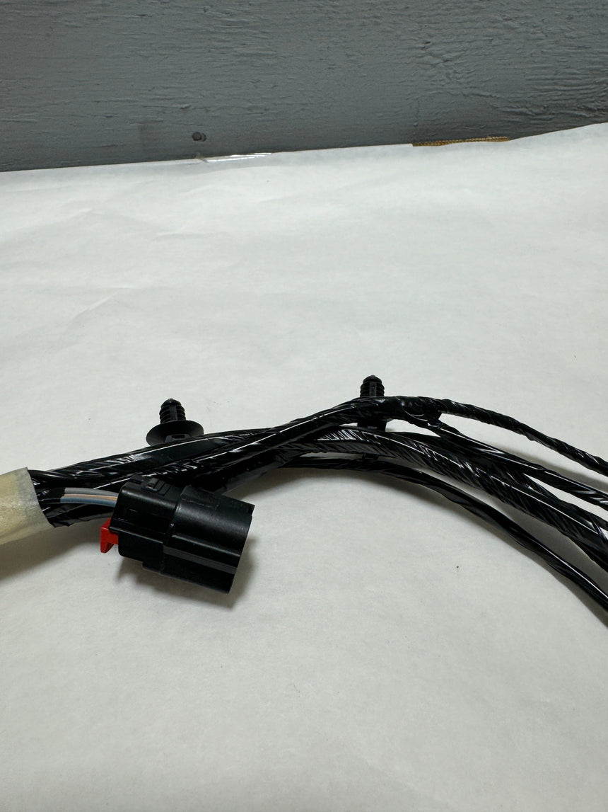 2017-2018 Jeep Grand Cherokee Front Bumper Wiring For Park Assist And Headlight Washers