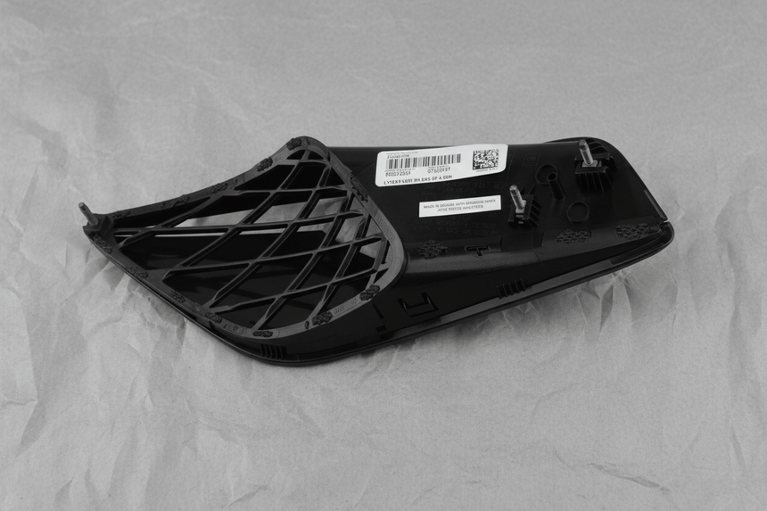 2017-2019 Chevrolet Corvette Passenger Outer Quarter Air Scoop OEM