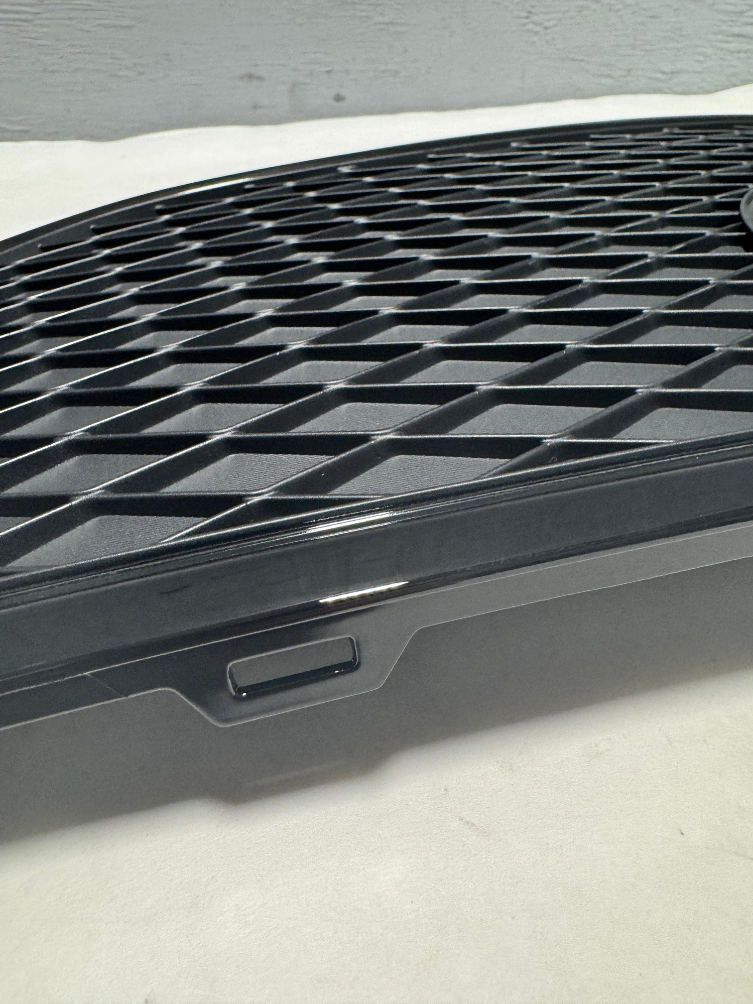 71108-TGH-K00 2017-2019 Honda Civic Touring or Type-R Driver Side Fog Light Bezel Garnish Trim