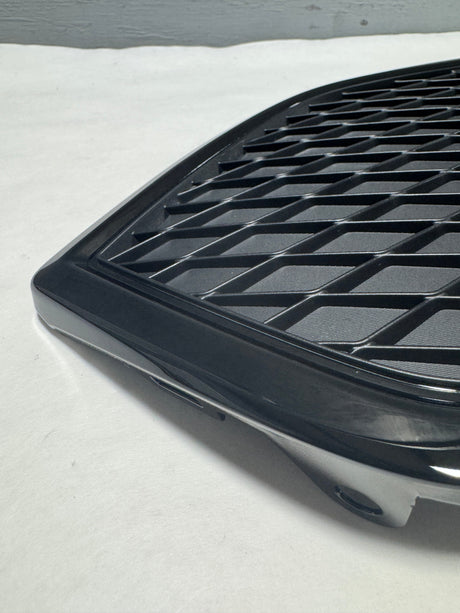 71108-TGH-K00 2017-2019 Honda Civic Touring or Type-R Driver Side Fog Light Bezel Garnish Trim