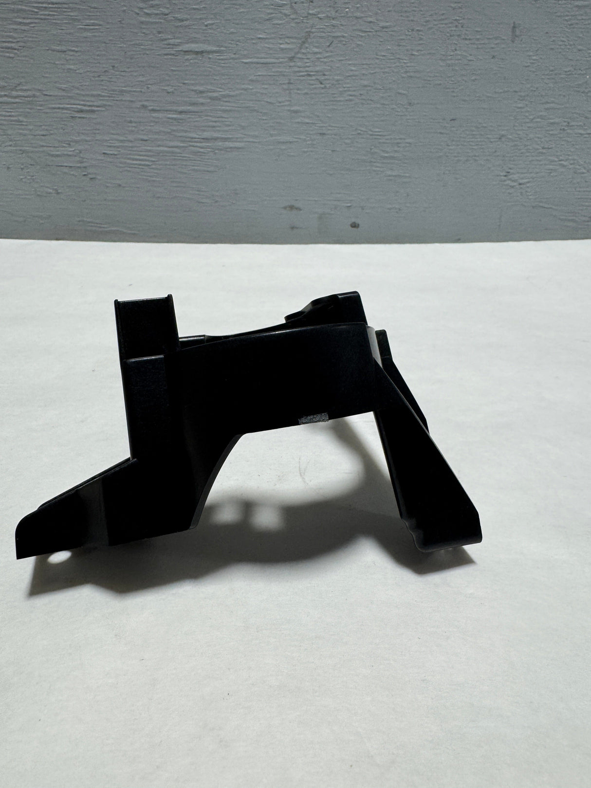 71166-TLA-A00 2017-2019 Honda CR-V Driver Side Fog Light Bracket OEM