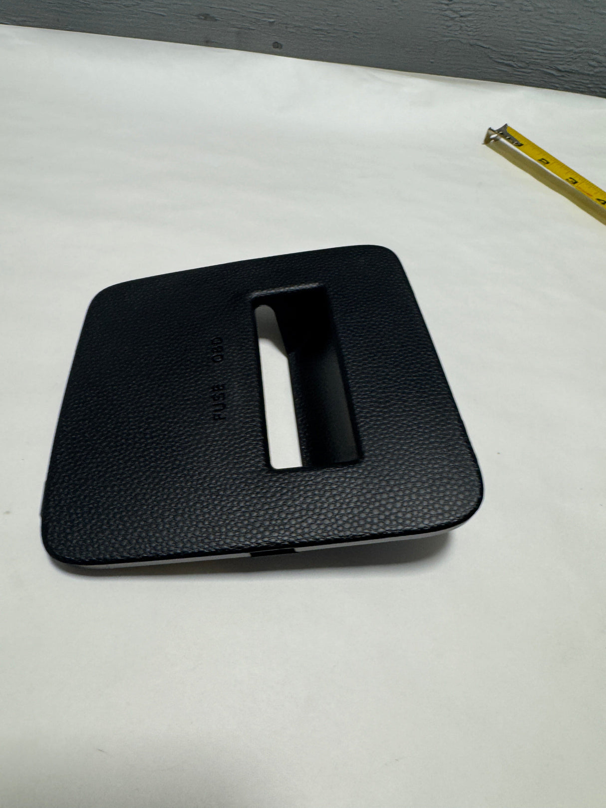 84753-B2AB0EQ 2017-2019 Kia Soul Interior Fuse Box Cover Door OEM New