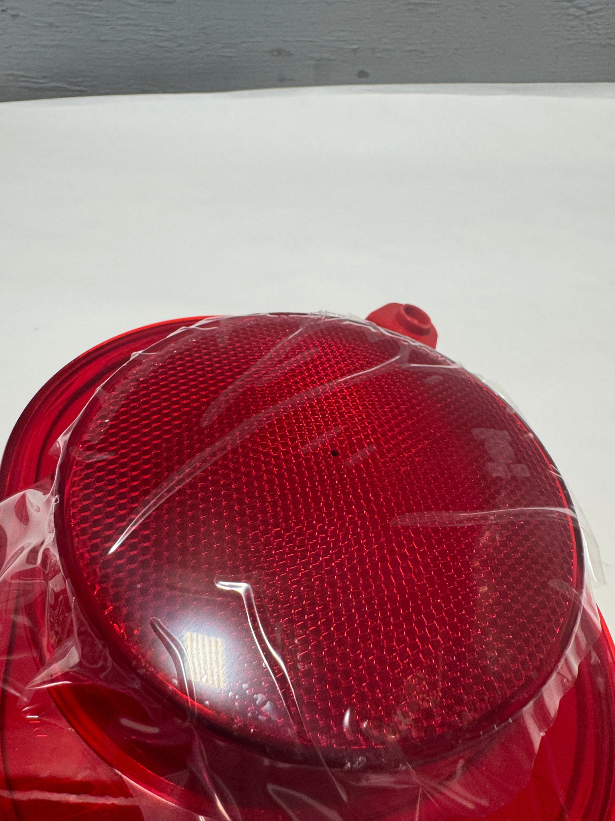 92406-B2500 2017-2019 Kia Soul Soul Rear Reflector Passenger Side OEM