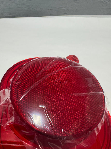 92406-B2500 2017-2019 Kia Soul Soul Rear Reflector Passenger Side OEM