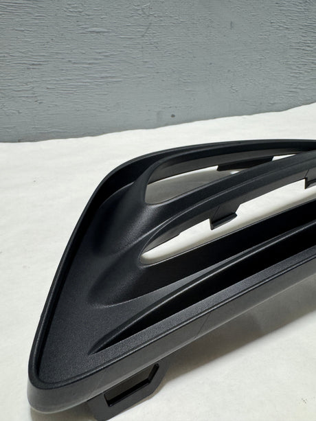 42491764 2017-2020 Buick Encore Passenger Side Front Fog Light Trim Bezel OEM