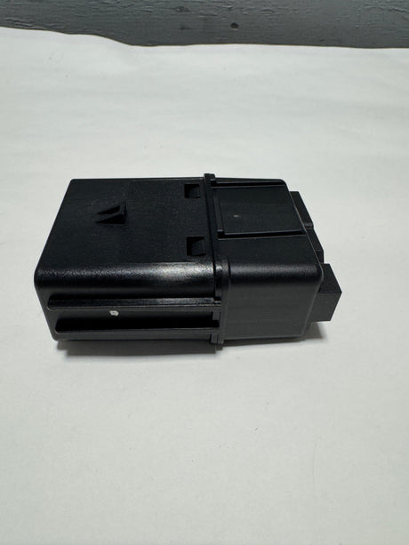 68229840AB 2017-2020 Chrysler Pacifica USB /Aux Media Hub OEM