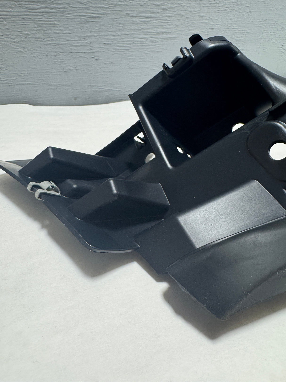 HL3Z-17C947-F 2017-2020 Ford Raptor Passenger Side Grille Trim Support Reinforcement OEM