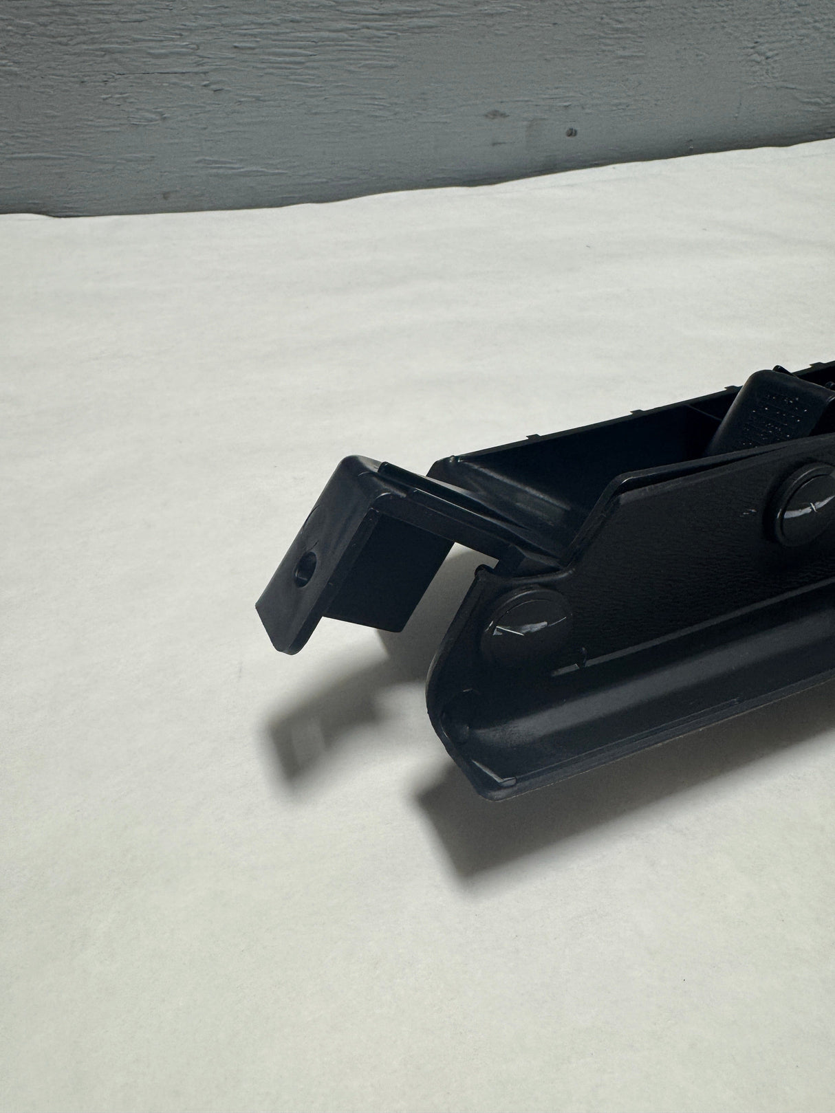 HL3Z-17C947-F 2017-2020 Ford Raptor Passenger Side Grille Trim Support Reinforcement OEM