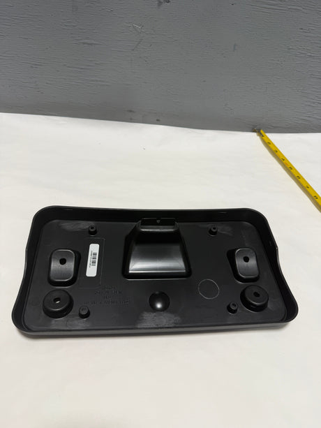 GD9Z-17A385-AA 2017-2020 Lincoln Continental Front Bumper License Plate Bracket OEM