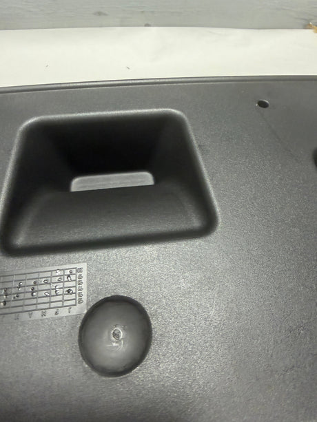 GD9Z-17A385-AA 2017-2020 Lincoln Continental Front Bumper License Plate Bracket OEM