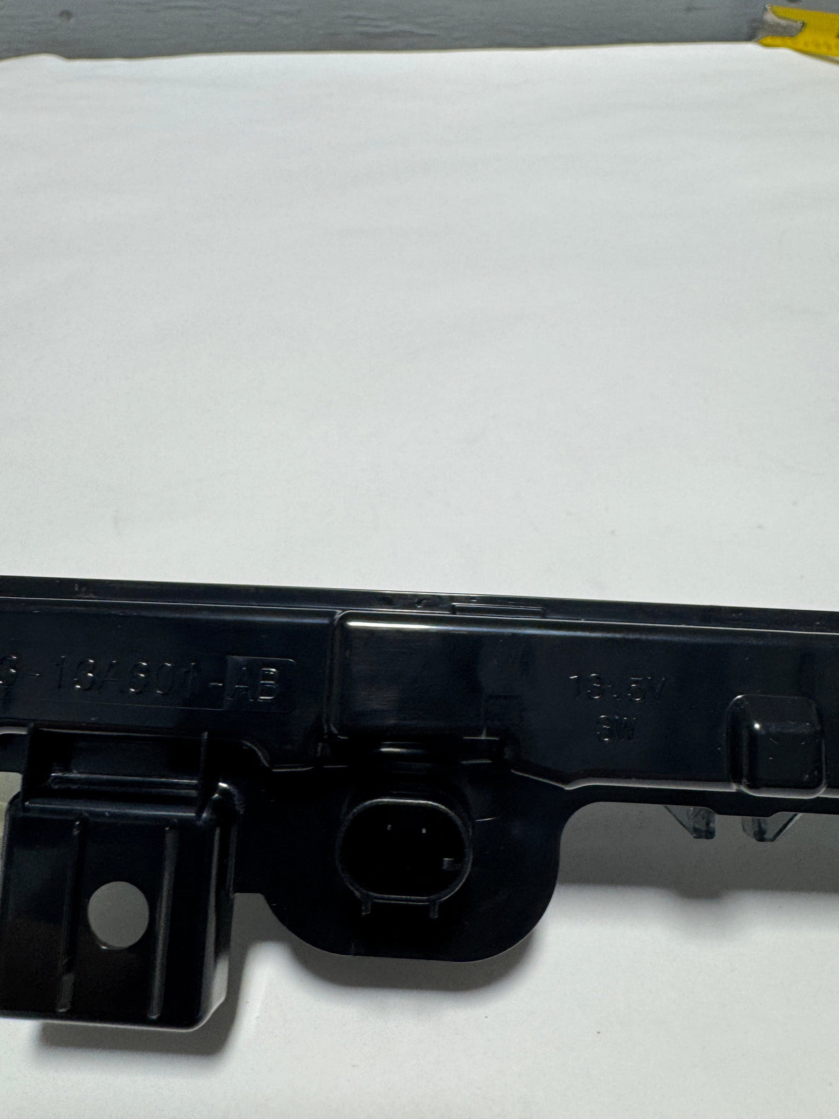 GP5Z-13A613-A-K2 2017-2020 Lincoln MKZ Third Brake High Mount Stop Light Genuine OEM