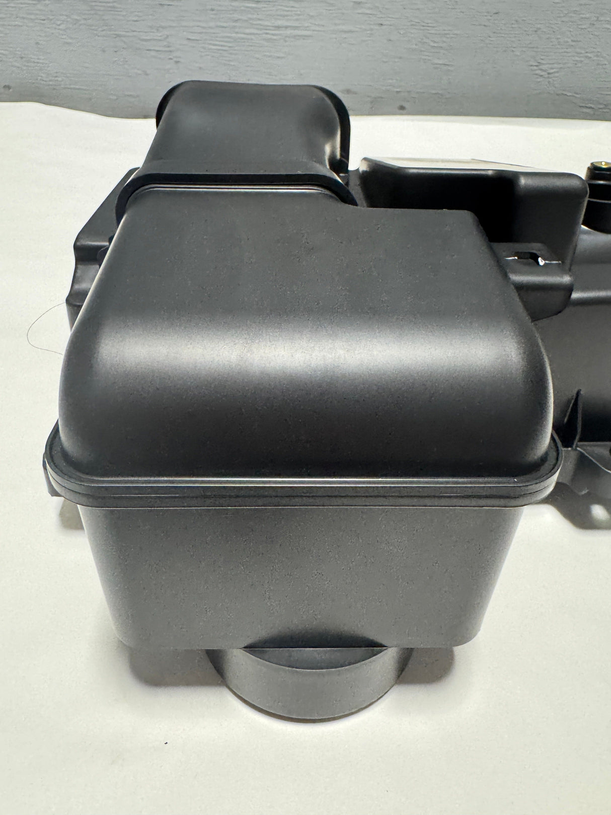 17210-5AA-A00 2017-2021 Honda Civic 1.5 L Engine Air Box Top Cover OEM