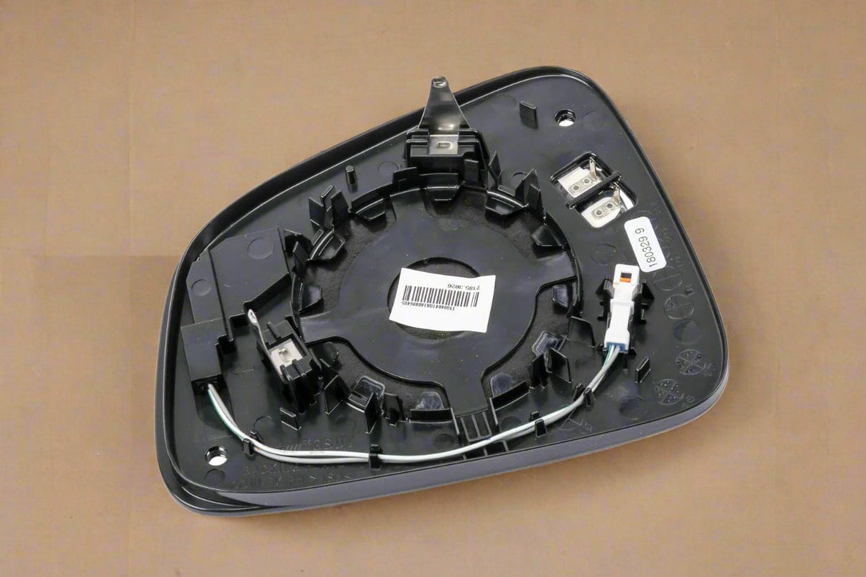 42492865 2017-2022 Buick Encore Passenger Side Mirror Glass Heat / Blind Spot / Non Memory