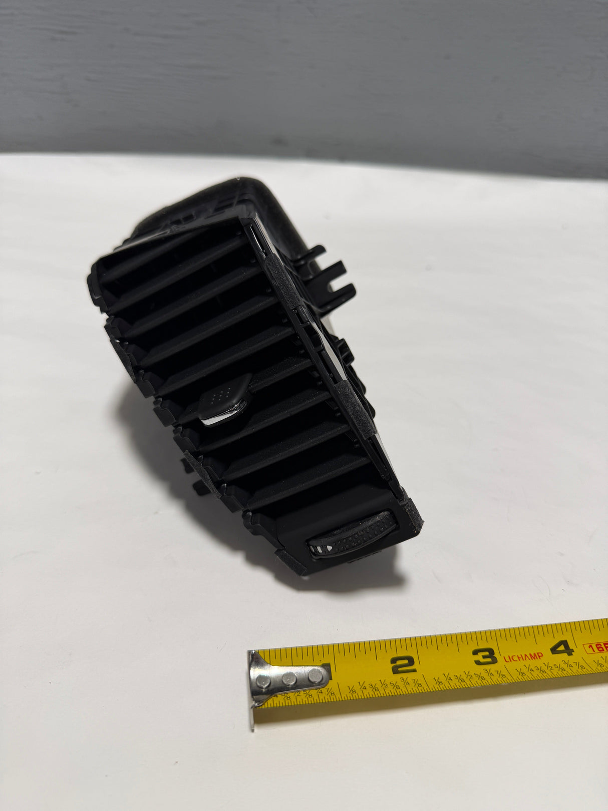 42373347 2017-2022 Chevrolet Trax Driver Side A/C Heat Air Outlet Vent OEM