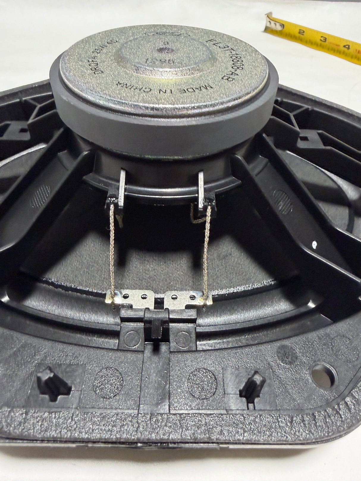 FL3Z-18808-M 2017-2022 Ford F-250 F-350 (1) Front Door Speaker For Basic 6 or 7 Spkr Sys Only