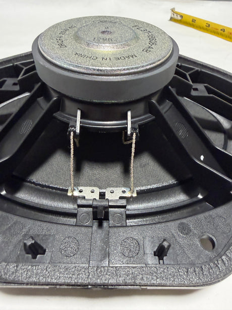 FL3Z-18808-M 2017-2022 Ford F-250 F-350 (1) Front Door Speaker For Basic 6 or 7 Spkr Sys Only