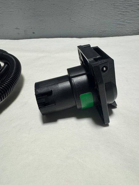 HC3Z-15A416-A 2017-2022 Ford F-250 F-350 5th Wheel In Bed Trailer Wiring Harness OEM