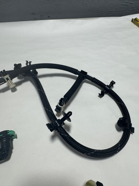 LC3Z-9A564-B 2017-2022 Ford F-250 F-350 6.7 Diesel Fuel Injection Return "Fixing" Hose OEM