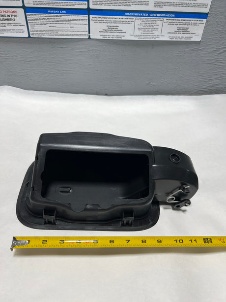 CL-1023-HC3Z-9927936-A-G19 2017-2022 Ford F-250 F-350 Fuel Door Housing Pocket With Hinge OEM New