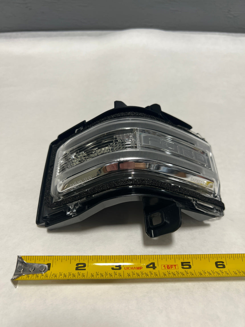 2017-2022 Ford F-250 F-350 Driver Side Mirror Turn Signal W/O Spotlight
