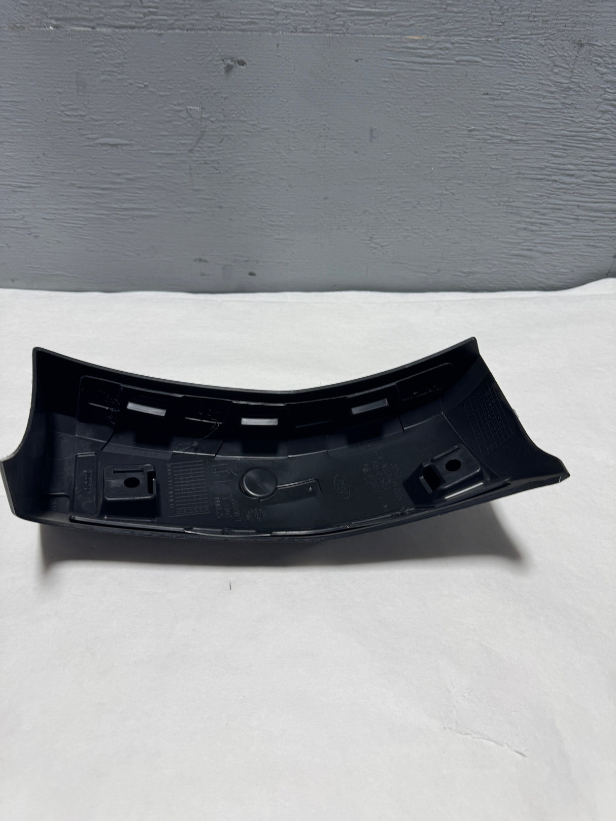HC3Z-16038-AE 2017-2022 Ford F-450 F-550 Front Passenger Arch Fender Molding Extension OEM